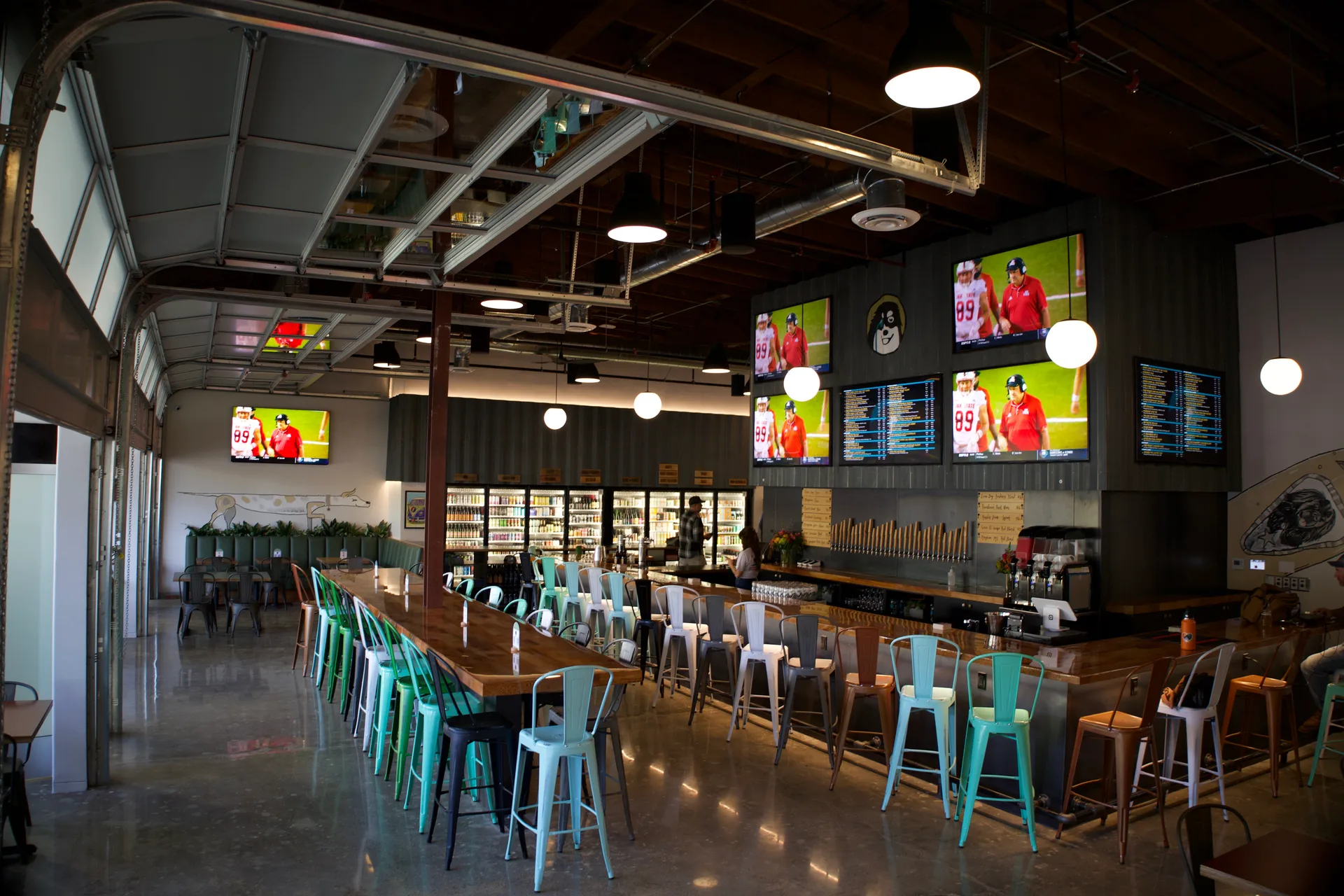 Lama Dog Taproom & Bottle Shop